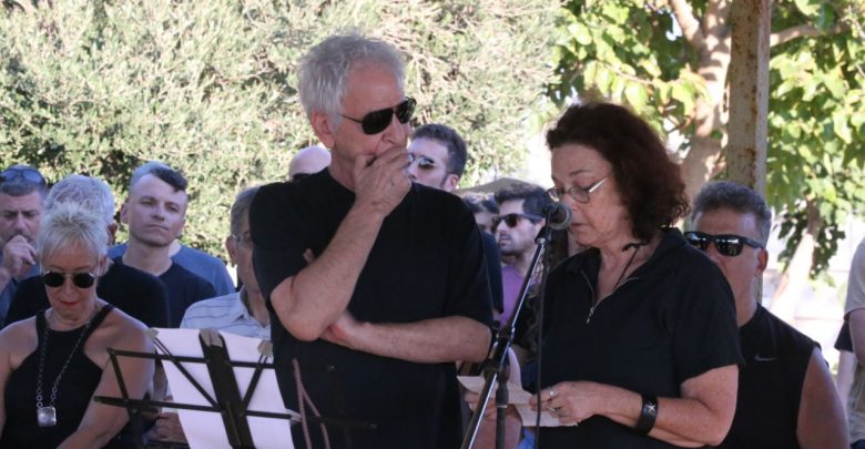 נפרדים מרוני פיטרסון, נילי ושלום. צילום מוטי קמחי