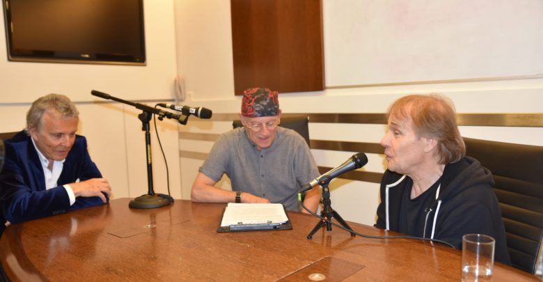 ריצ'רד קליידרמן בראיון לקראת הופעותיו בישראל. צילום יובל אראל